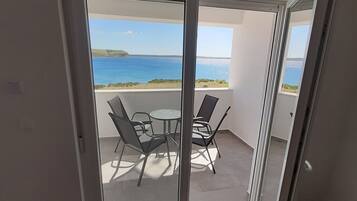 Apartment (One-Bedroom (A2)) | View from room