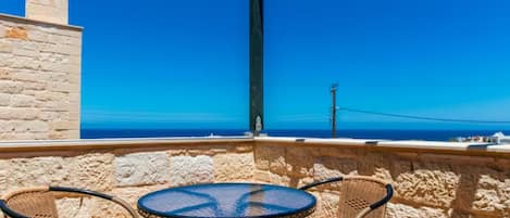 Villa | 4 bedrooms, desk, soundproofing