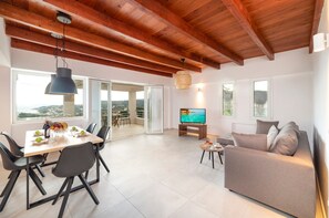Villa | 7 bedrooms, desk - Villa Konstantinos Hilltop Vineyard Escape (Apokoronas)