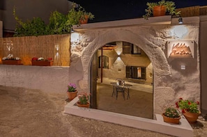 3 bedrooms, desk - Luxury Villa Platon With Private Pool (Apokoronas)