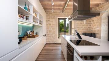 3 habitaciones y escritorio