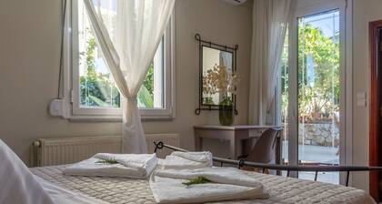 Casa Anthea 3 Bedroom Apartment With Garden