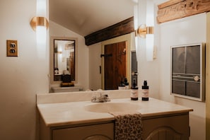 Hair dryer, towels