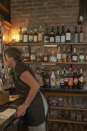 Bar (en la propiedad)
