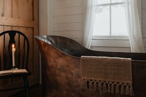 Interior - Book Village Inn - Twain Room (Hobart)