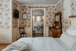 1 quarto, escrivaninha, Wi-Fi, roupa de cama