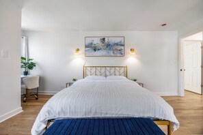 3 soverom, skrivebord, strykejern/-brett og wi-fi