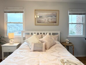 2 soverom, strykejern/-brett, reiseseng for barn og wi-fi (inkludert)