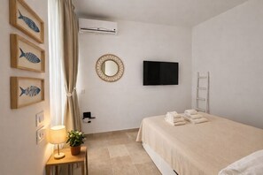 Comfort Double Room, Patio