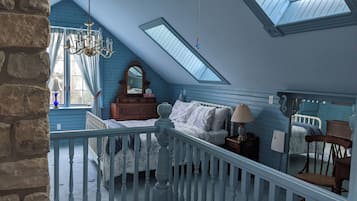 2 bedrooms, bed sheets