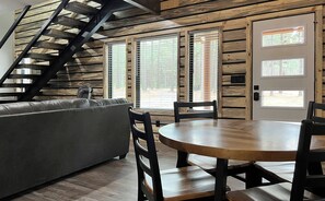 Dining Area - Bailee's River Retreat - Near the Crater of Diamonds & Little Missouri River (Murfreesboro)