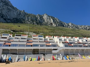 Exterior - Beautiful Beachfront Studio Apartment with Sea View Balcony in Gibraltar (Gibraltar)