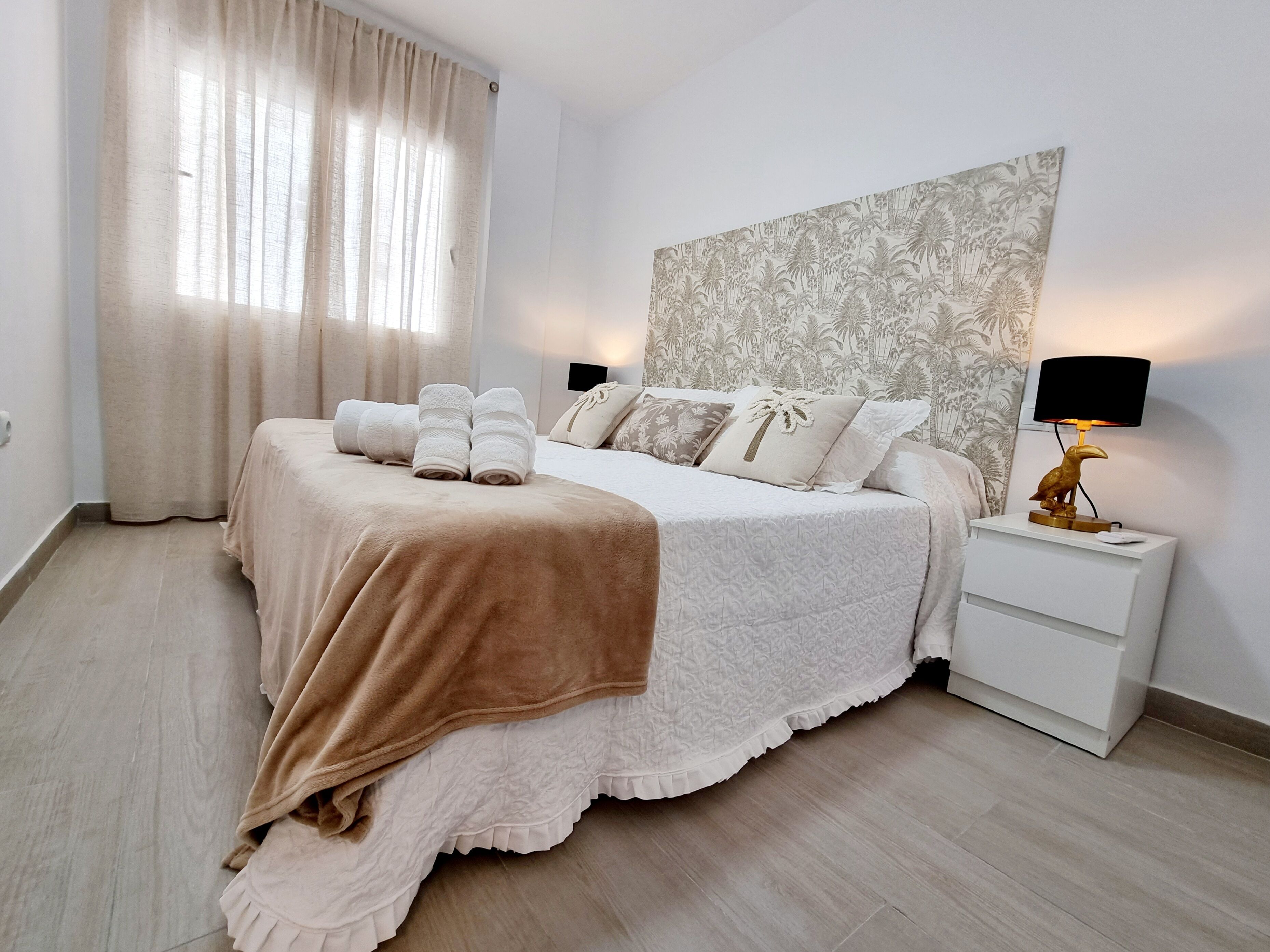 公寓, 1 间卧室, 阳台, 泳池景观 | 1 多间卧室