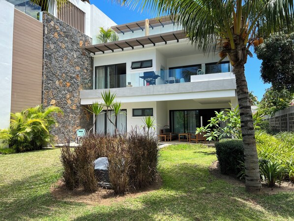 Exterior - Lakaz Filao - Premium Apt - private pool & garden (Grande Riviere Noire)