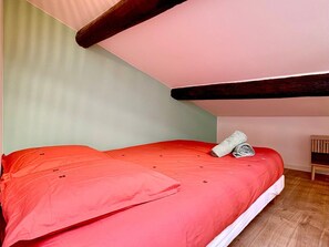 1 chambre, accès Internet, draps fournis