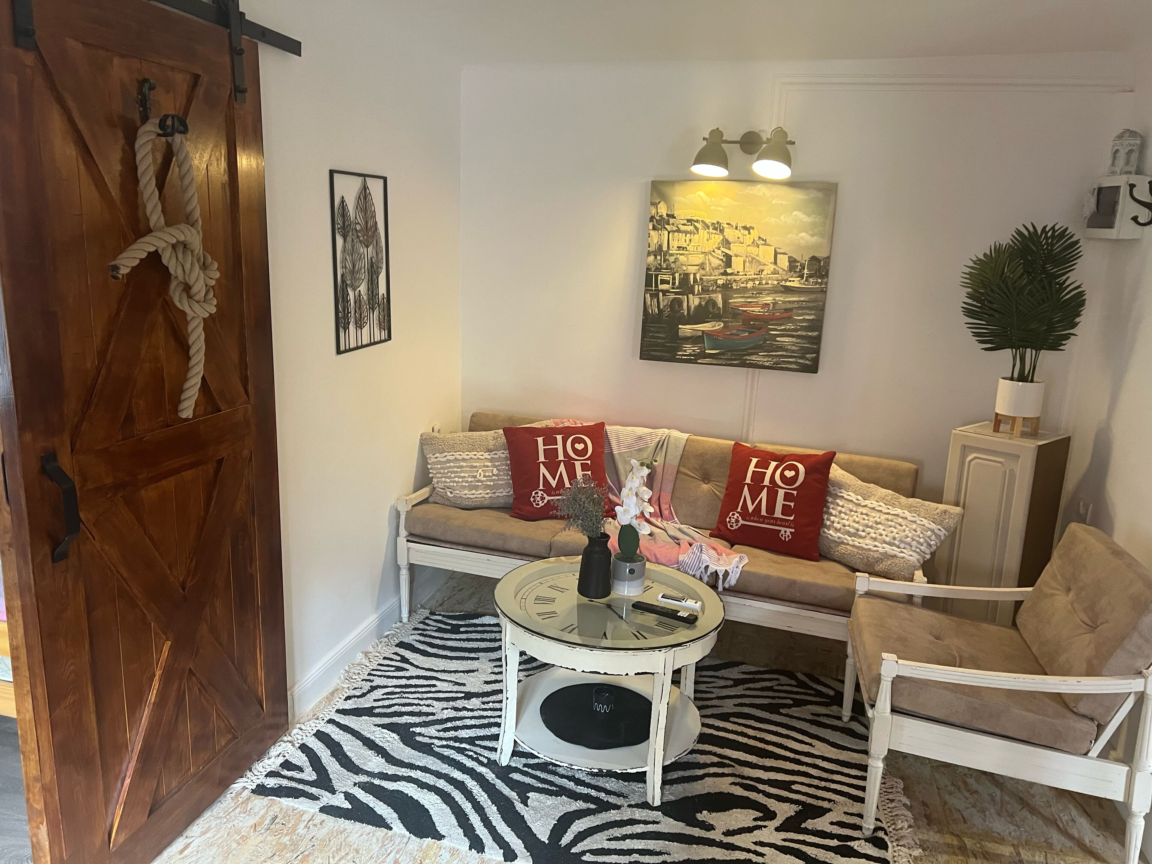 Apartment | Living area