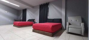 Family Quadruple Room | Desk, laptop workspace, free WiFi - LA PATRONA HOSTAL (Oaxaca)