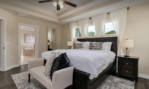 4 Schlafzimmer, Schreibtisch, WLAN, Bettwäsche