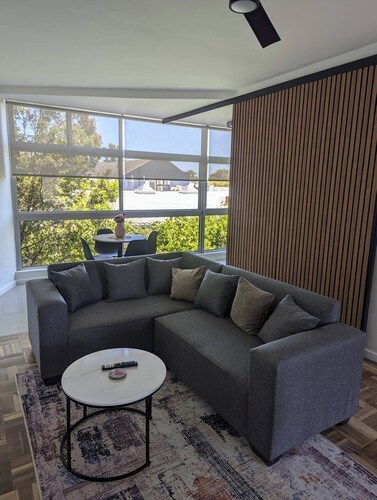 Green Point Getaway: for Work, Play & Family Fun in the Trendiest Cape Town Area