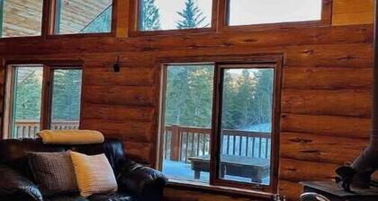 Stunning Custom Made Log Home- on 30 acres