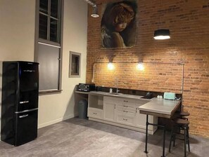 Microwave, stovetop