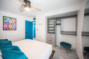 4 Schlafzimmer, Schreibtisch, Bügeleisen/Bügelbrett, WLAN