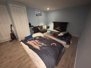 5 habitaciones, wifi y ropa de cama 