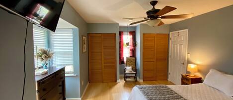 3 chambres, bureau, fer et planche à repasser, Wi-Fi gratuit