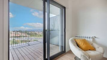 Executive Studio, 1 Bedroom, Non Smoking, Balcony | Balcony view