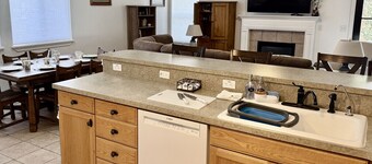 Charming Provo Home close to BYU and Utah Lake