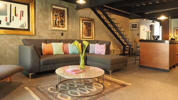 Luxury Apartment, Balcony, City View | Living area