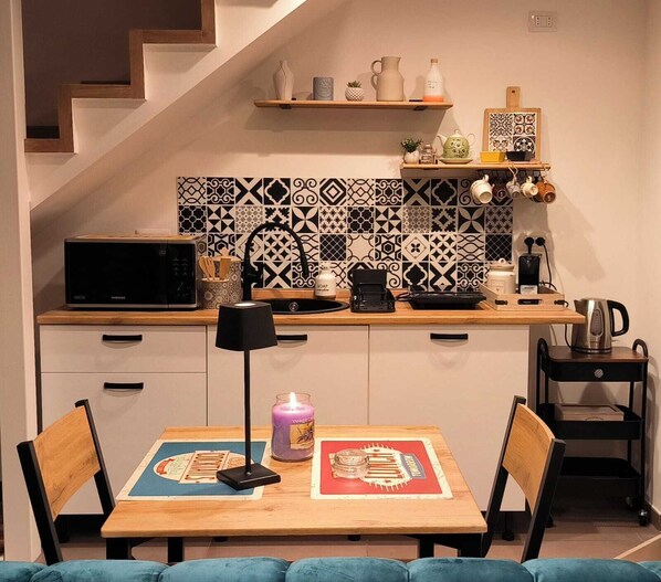 Private kitchen - Romaseven, cozy a stone's throw from the sea and the historic center (Giovinazzo)