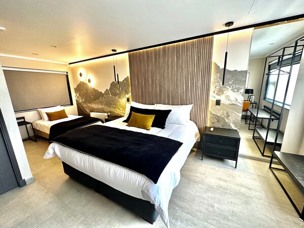 Deluxe Triple Room, Partial Sea View | In-room safe, blackout drapes, iron/ironing board, free WiFi - Patagonia Hotel & Apart suite (Punta Arenas)