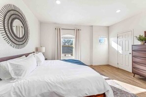 2 bedrooms, desk, iron/ironing board, travel crib