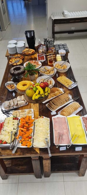Gratis frukostbuffé varje dag
