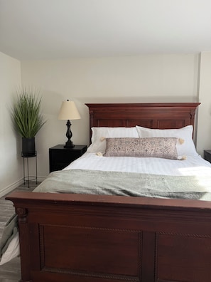 2 Schlafzimmer, Bügeleisen/Bügelbrett, kostenloses WLAN, Bettwäsche