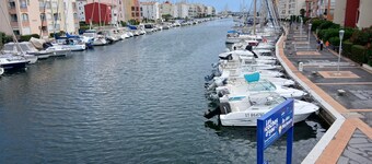 Appartement T2 Le Cap d’Agde en rez de jardin terrasse 14 m2 piscine tennis...