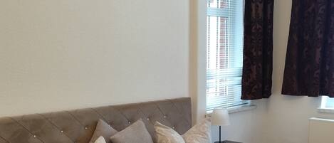 1 soverom, wi-fi (inkludert) og sengetøy