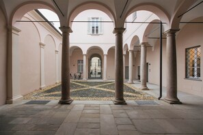 Interior - Carlo Alberto 46 - Two Bedroom Apartment, Sleeps 4 (Pavia)