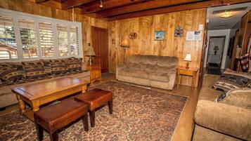 Apartment, Multiple Beds, Fireplace, Mountain View | Living area | TV, fireplace