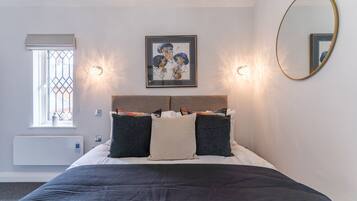 2 chambres, fer et planche à repasser, Wi-Fi gratuit, draps fournis