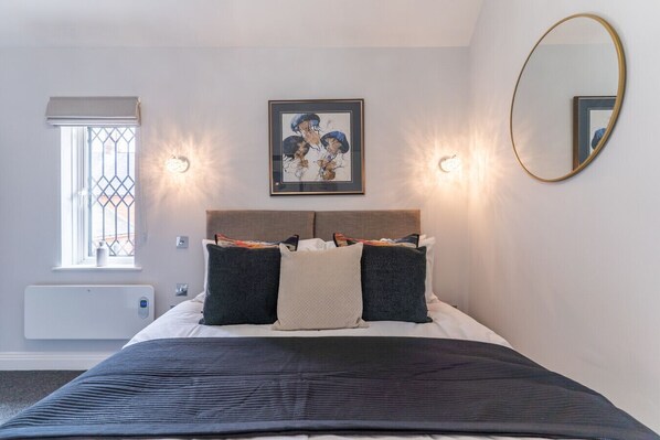 2 habitaciones, tabla de planchar con plancha y wifi gratis 