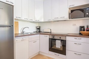 Superior Apartment, Pool View | Private kitchen
