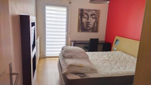 2 bedrooms, iron/ironing board, bed sheets - 3-room 2-bedroom apartment close to the ramparts of Vannes (Vannes)