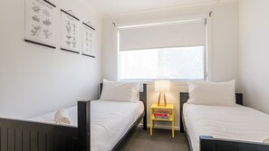 2 chambres, fer et planche à repasser, lit parapluie, Wi-Fi gratuit