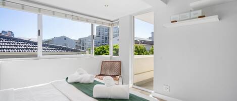 2 bedrooms, desk, free WiFi, bed sheets