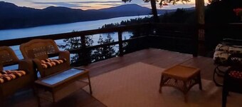 Waterfront View Rosario Sleeps 10-