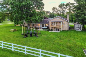 Exterior - 2 Hot Tubs, Firepit, Gameroom, 4mi to Buffalo Trace (Frankfort)