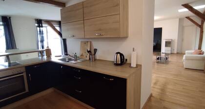 Cottbus City apartment with a view over the rooftops - for stair climbers
