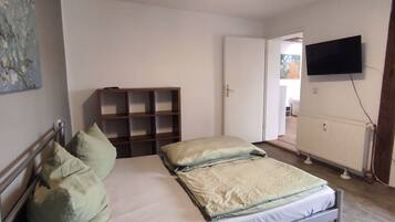 1 bedroom, travel crib, free WiFi, bed sheets